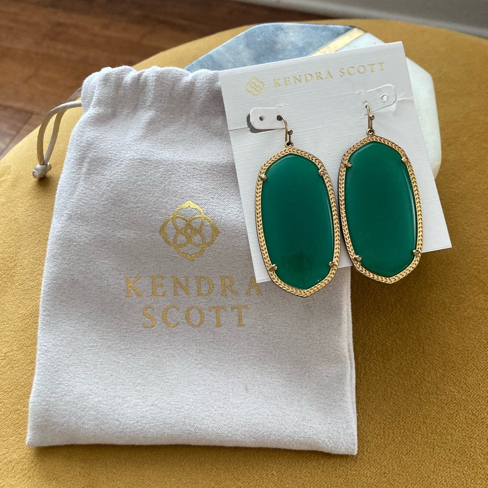 Kendra Scott Emerald drop earrings